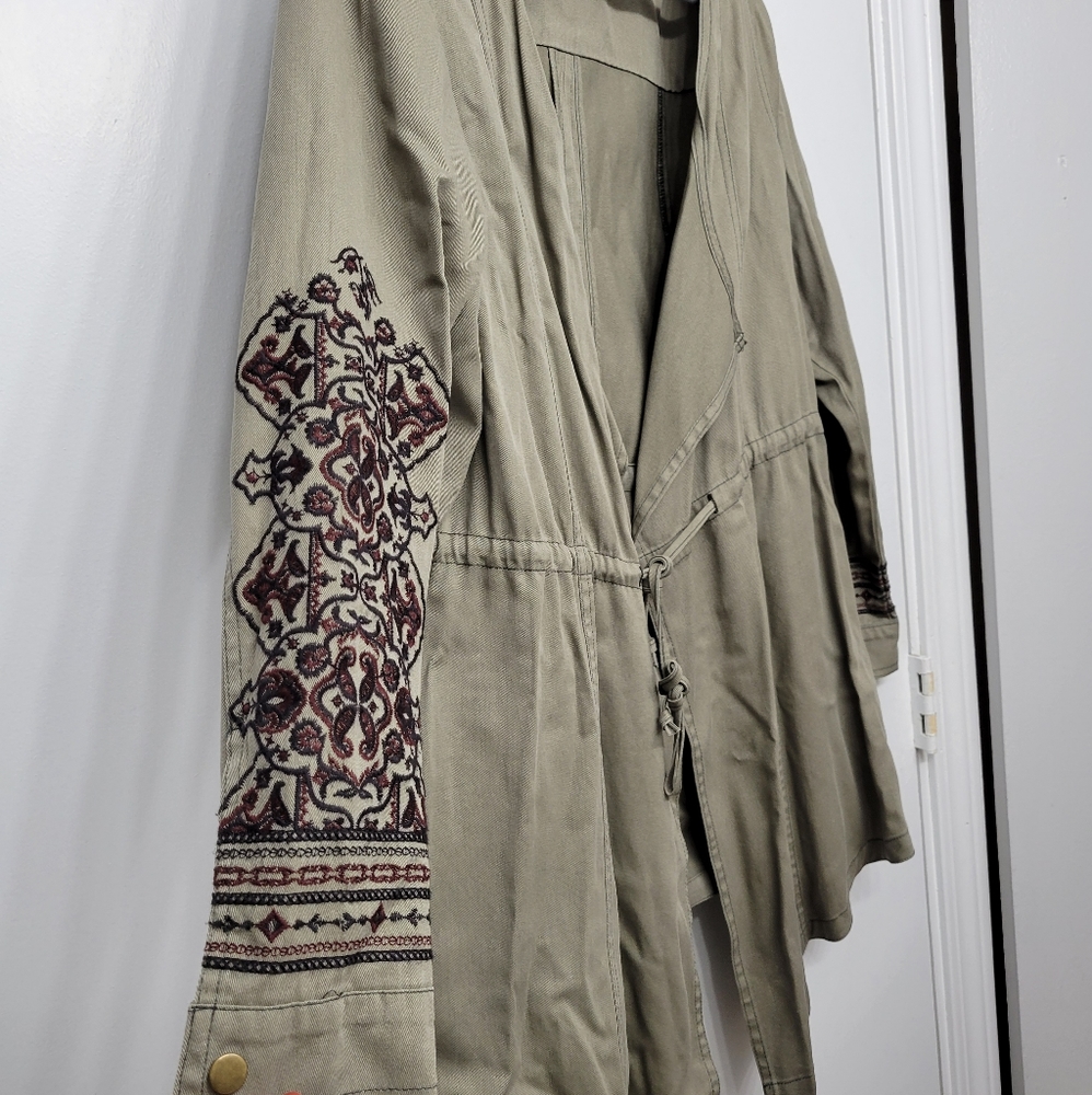 Knox Rose, Small, Green, jacket, embroidery,  army green